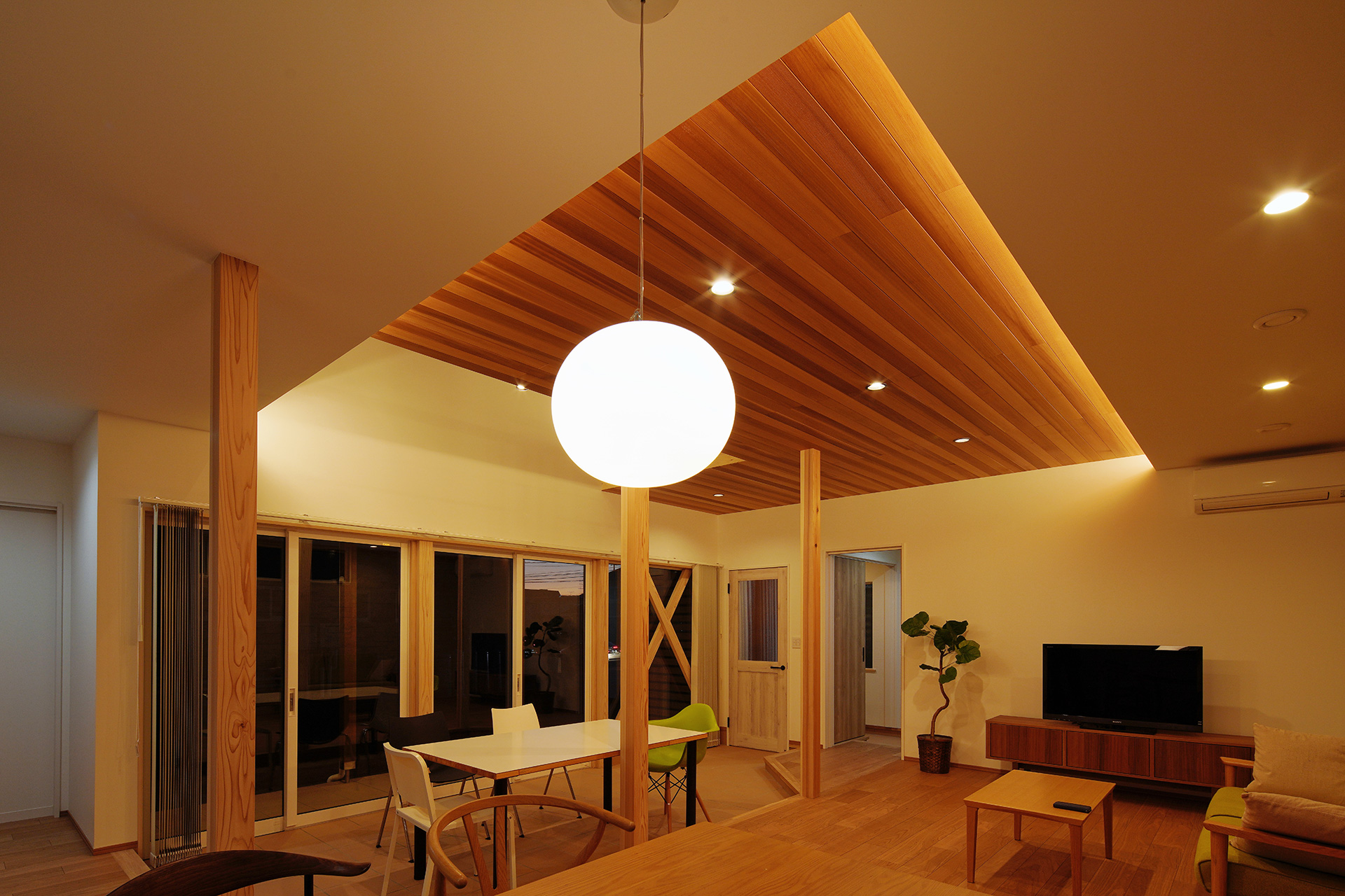 In STYLEの家｜飯野建築